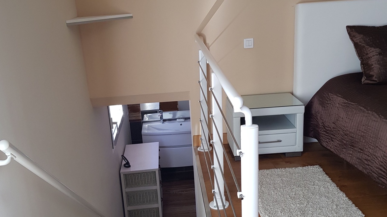 Photo of Bedroom in Orange