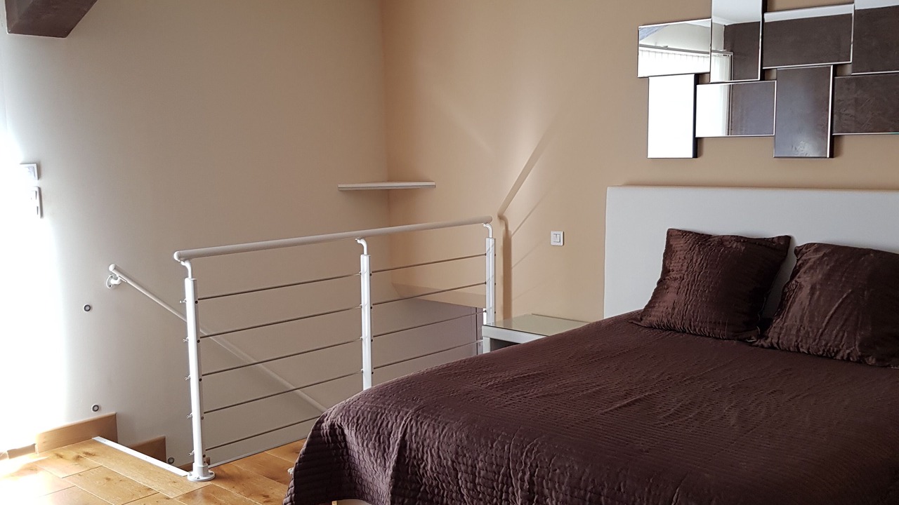 Photo of Bedroom in Orange