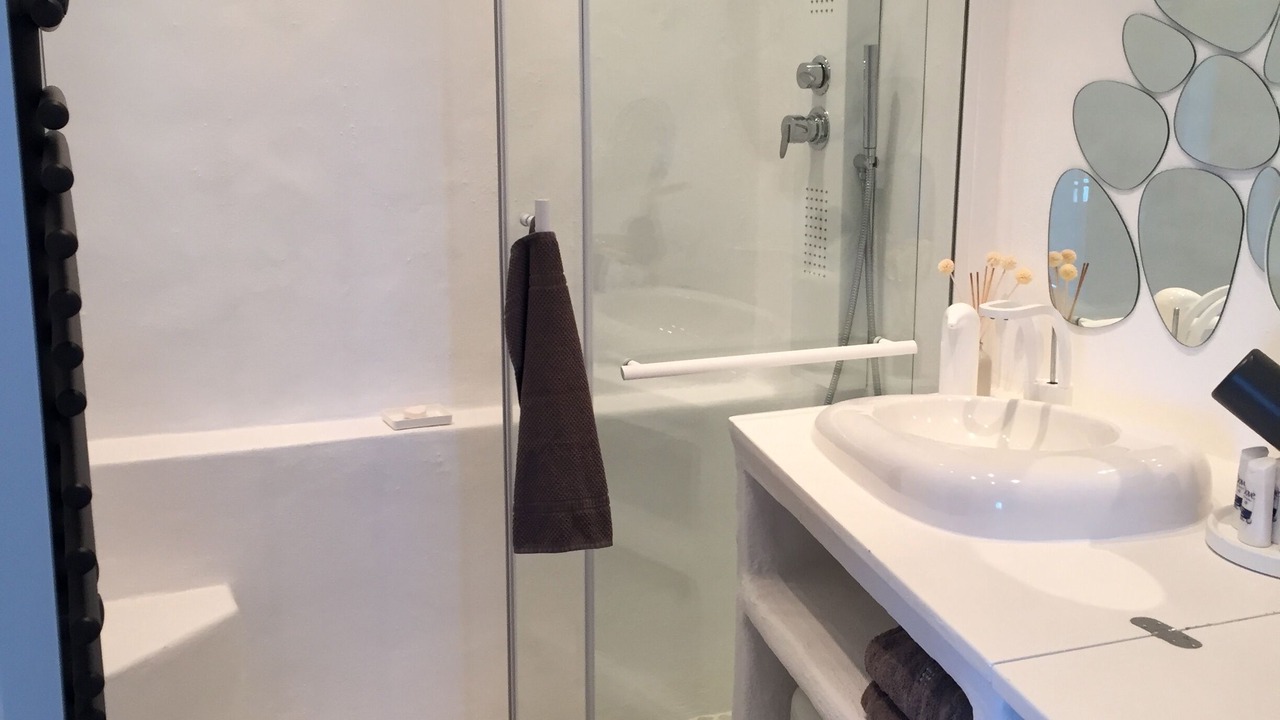 Photo of Bathroom in Endoume