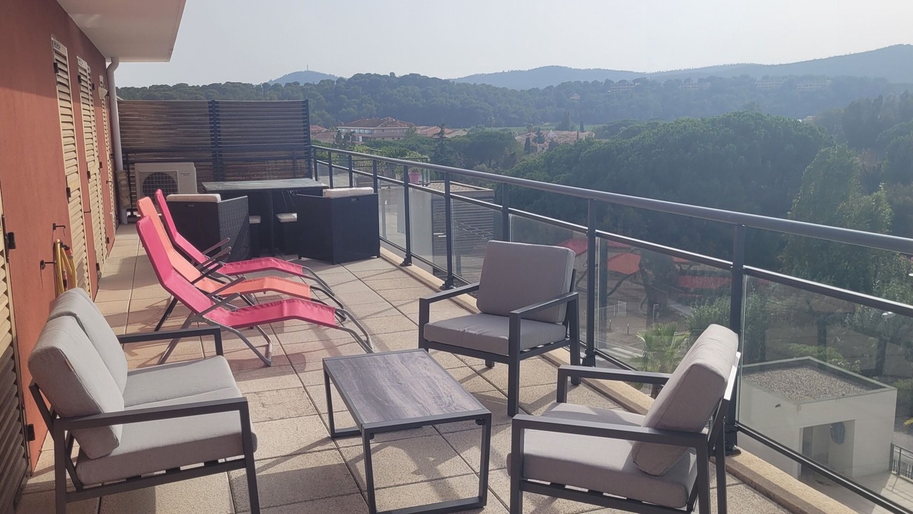 Photo of Patio Balcony in Le Lavandou