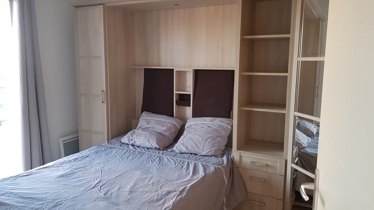 Photo of Bedroom in Le Lavandou