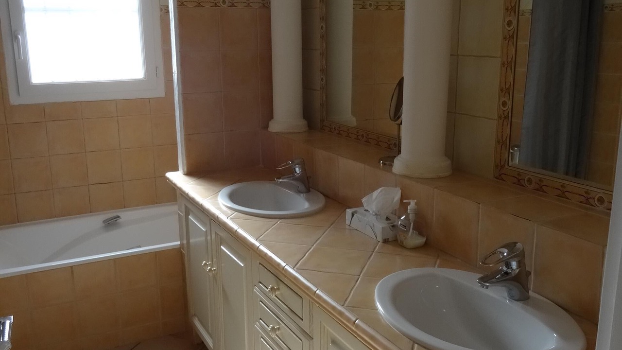Photo of Bathroom in Callas