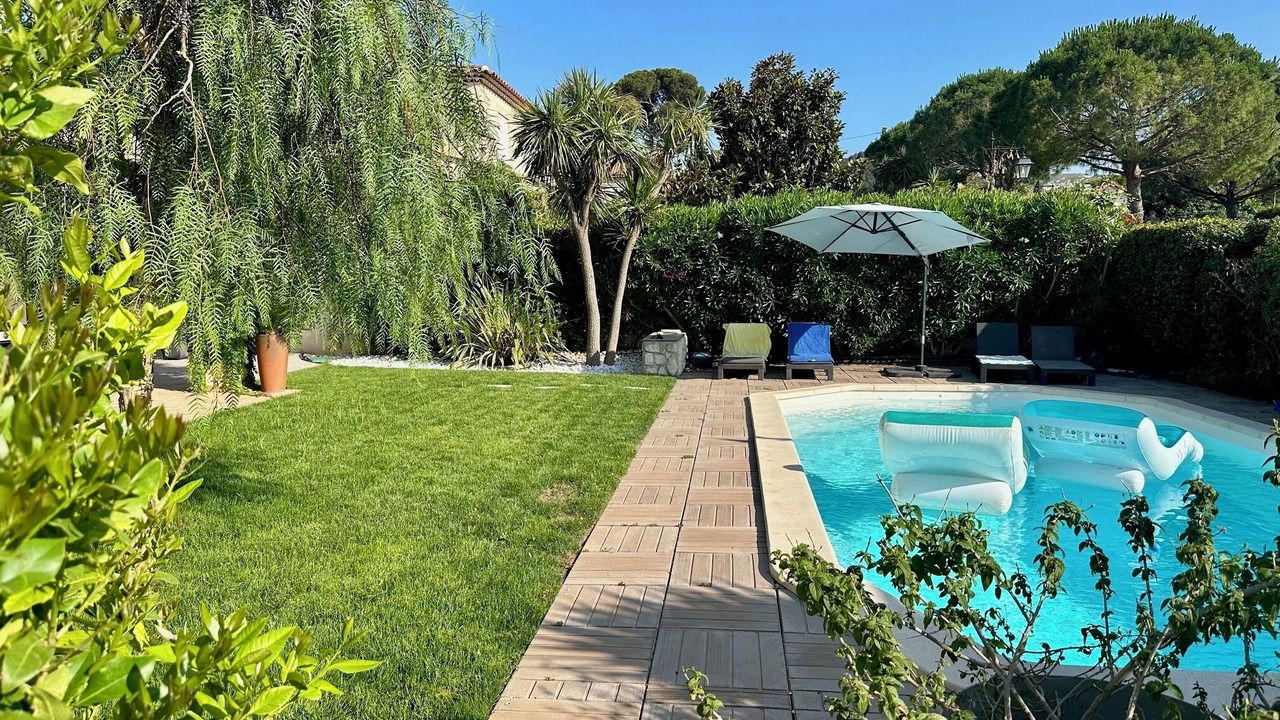 Photo of Outdoor in Les Baumettes