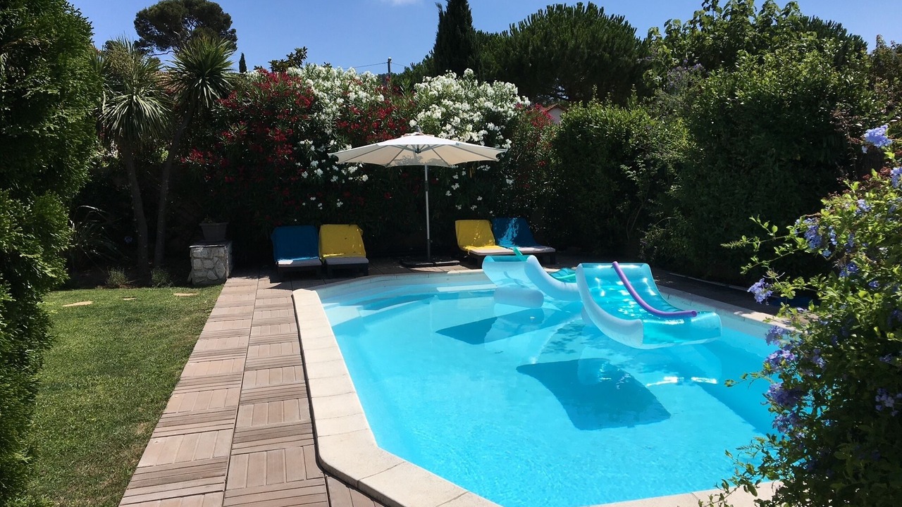 Photo of Outdoor in Les Baumettes