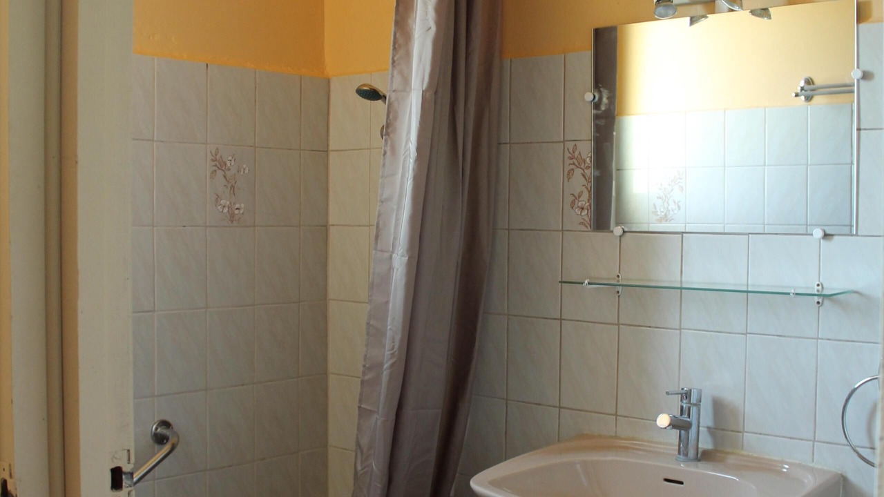 Photo of Bathroom in Meynes