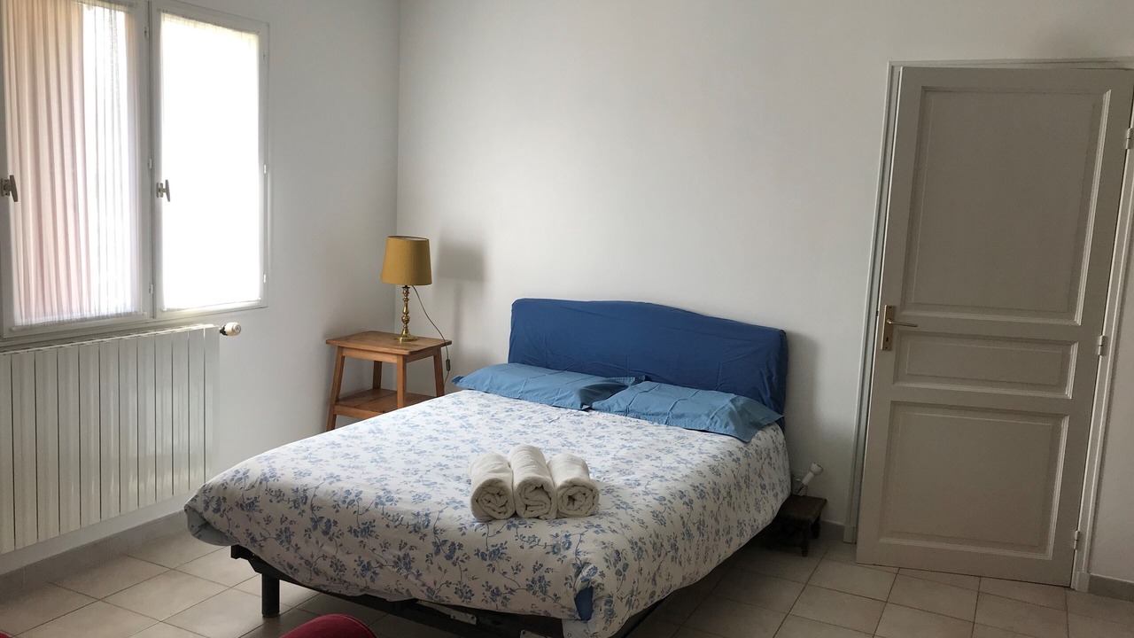 Photo of Bedroom in Velleron