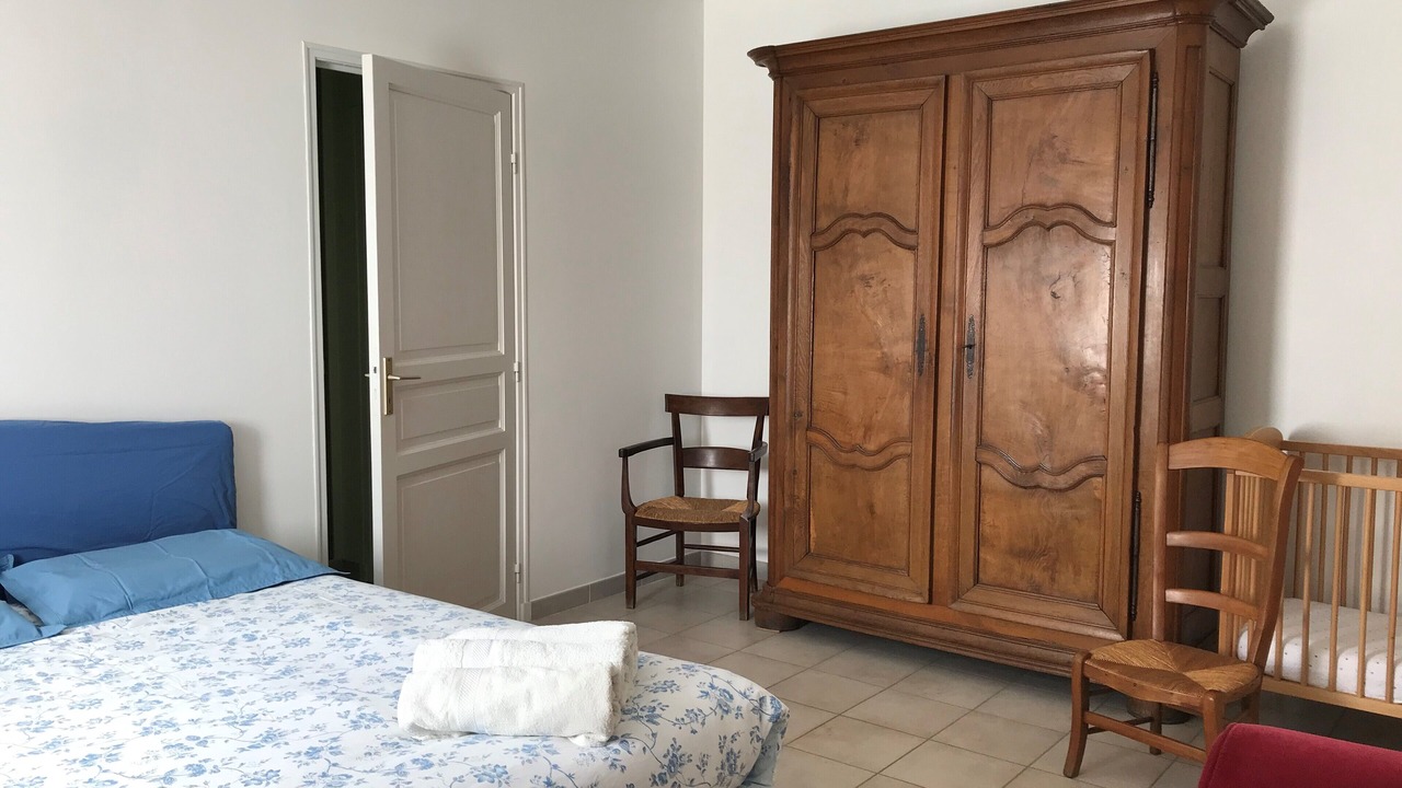 Photo of Bedroom in Velleron
