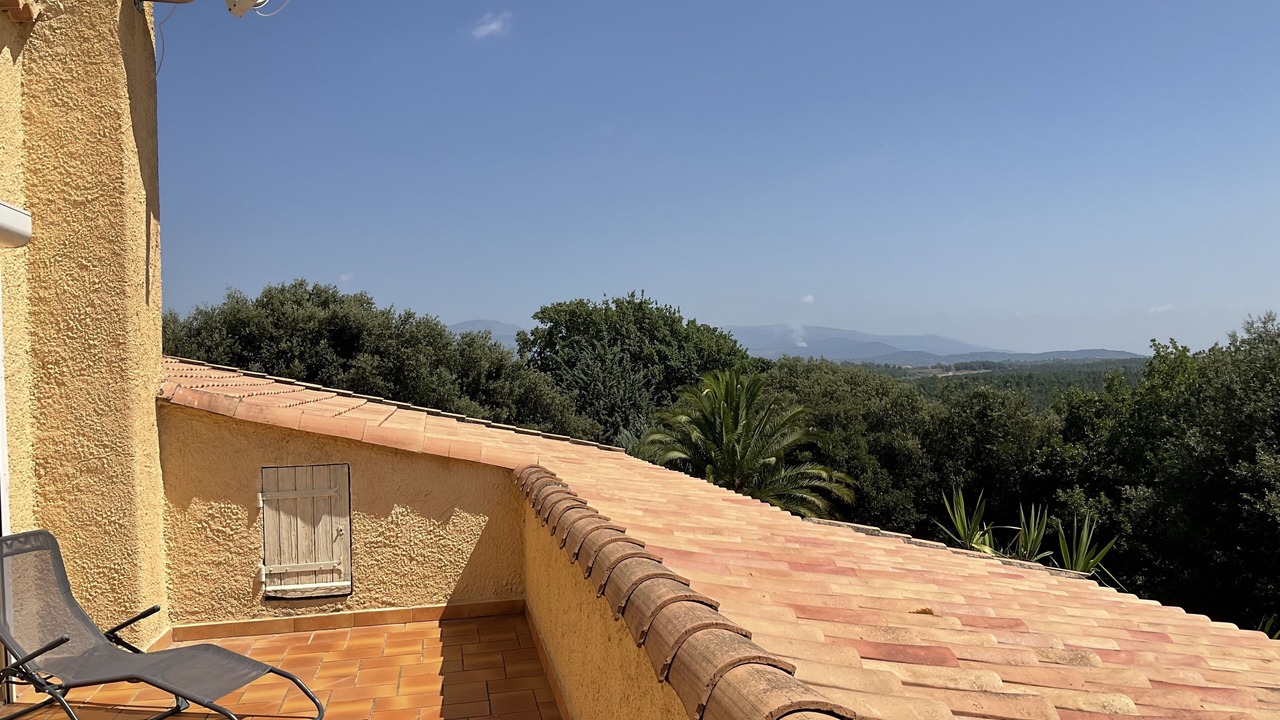Photo of Patio Balcony in Saint-Paul-en-Foret
