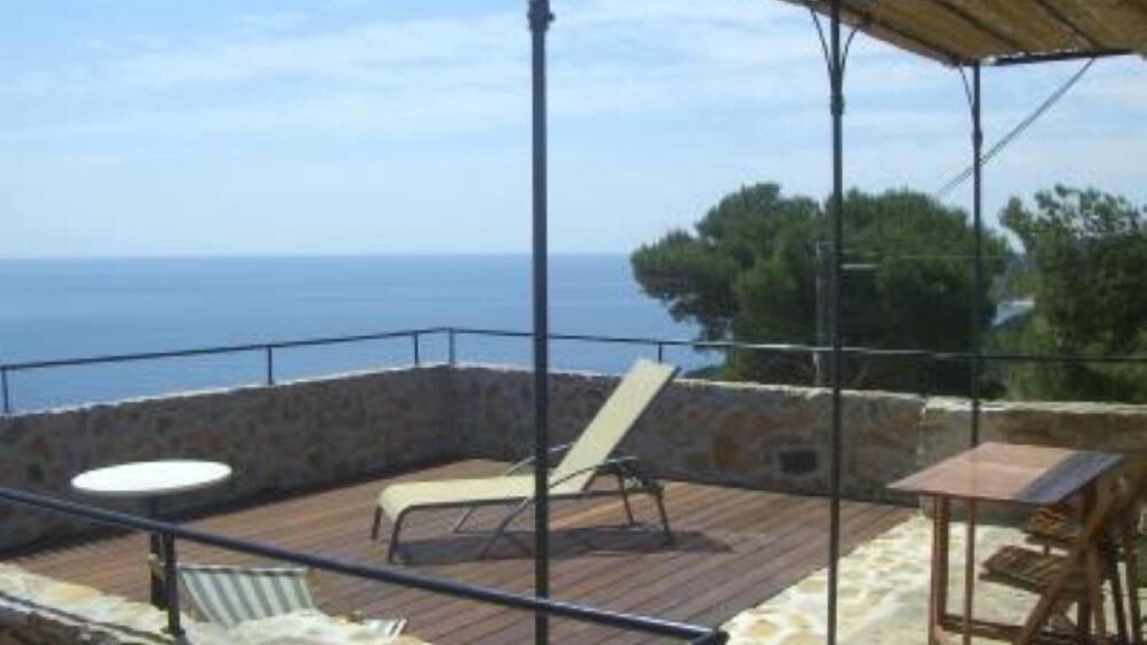 Photo of Patio Balcony in Ensues-la-Redonne
