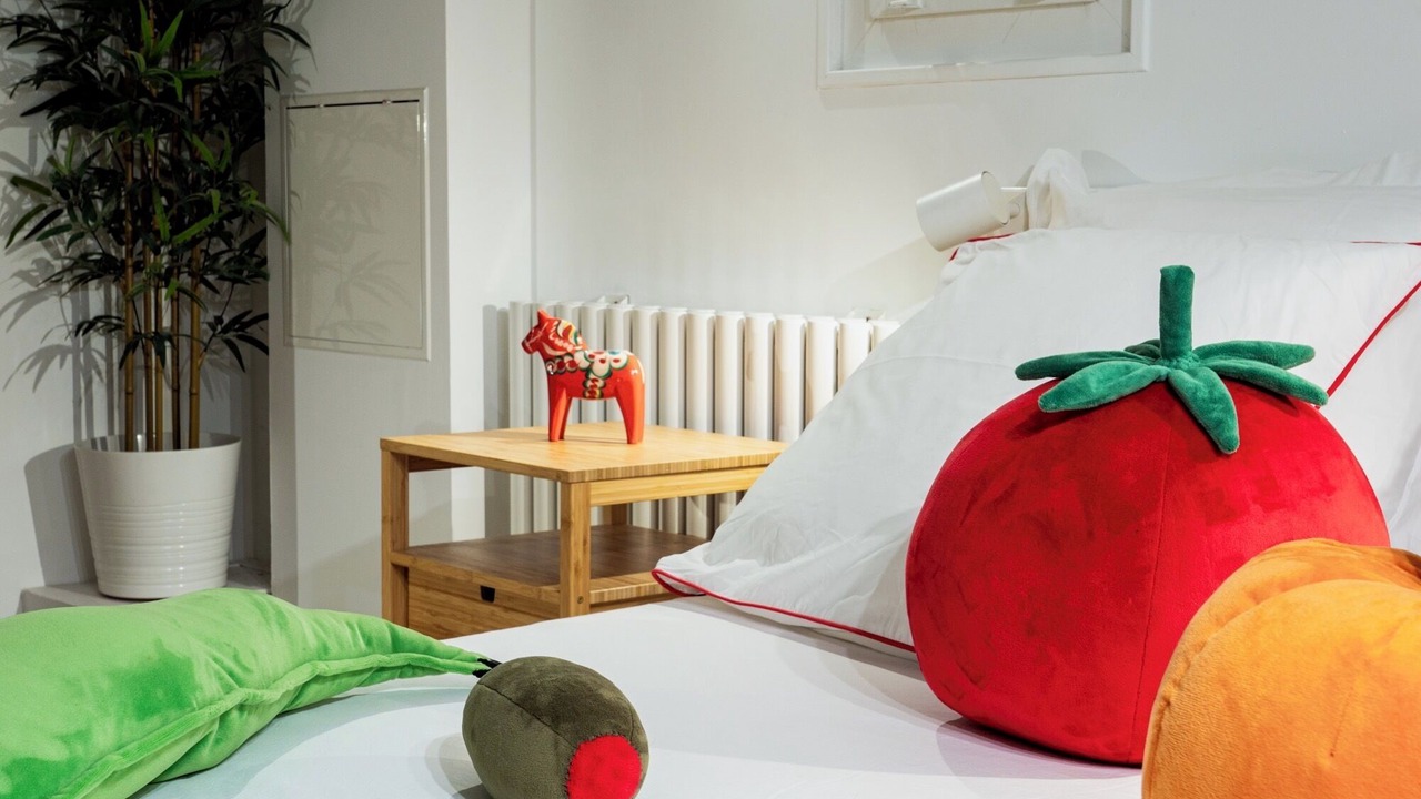 Photo of Bedroom in Orange