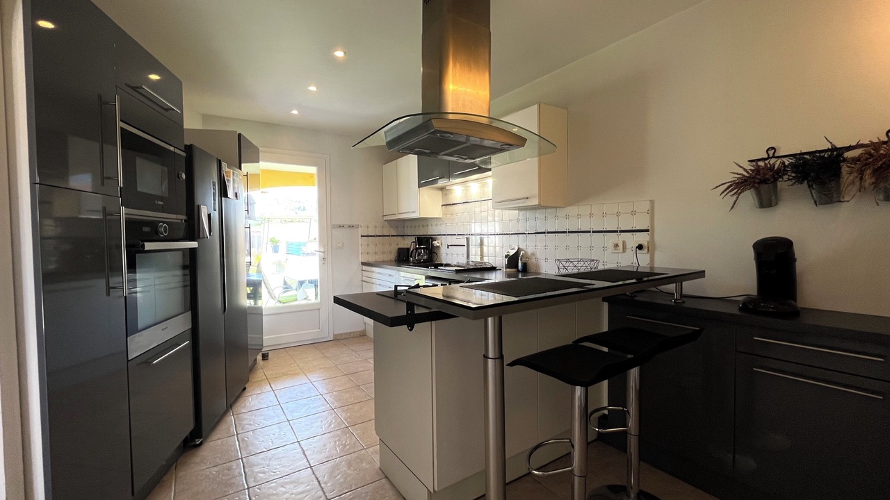 Photo of Kitchen in Figanieres