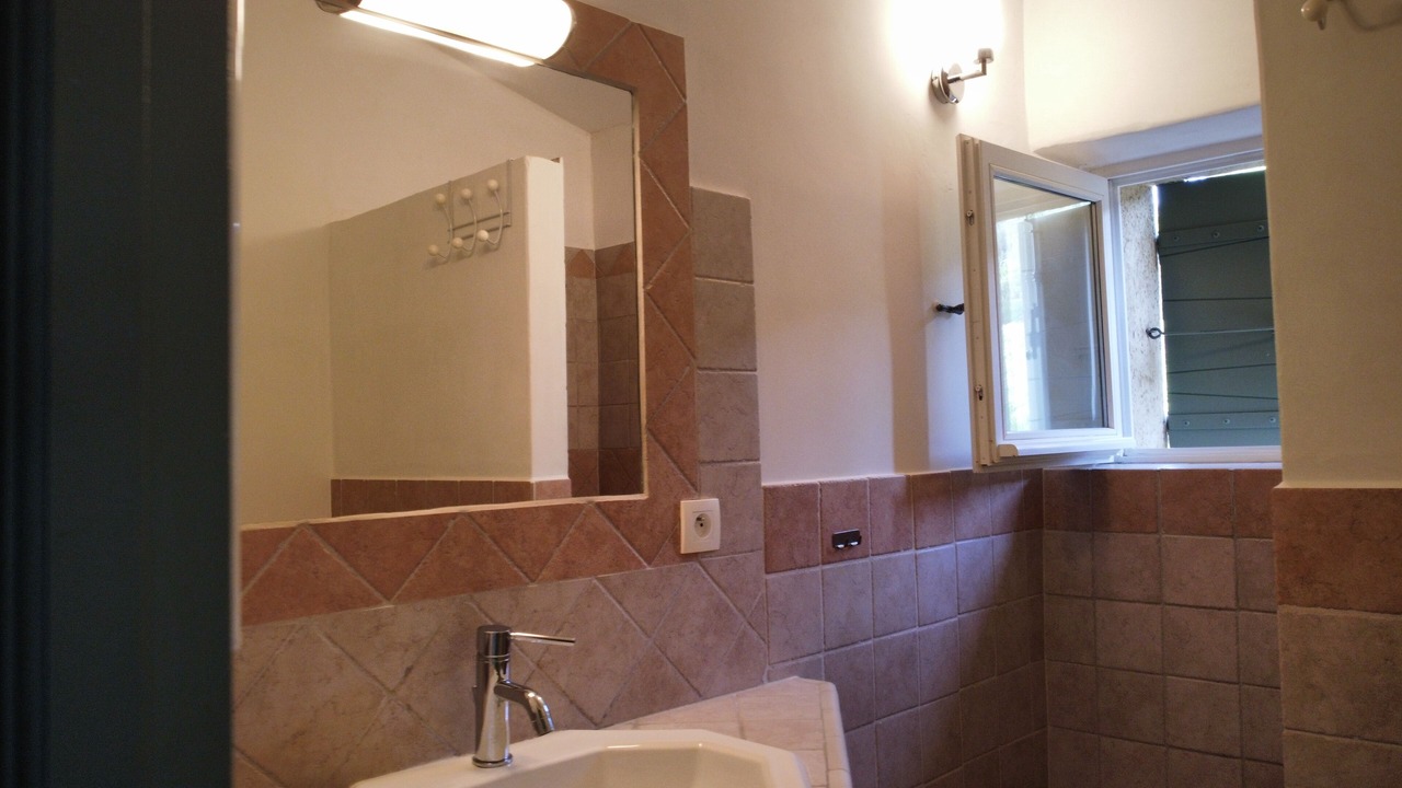 Photo of Bathroom in Vaison-la-Romaine