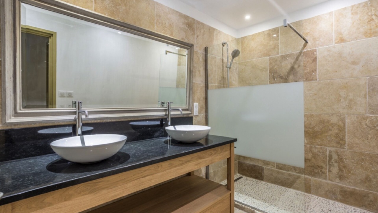 Photo of Bathroom in Bonnieux