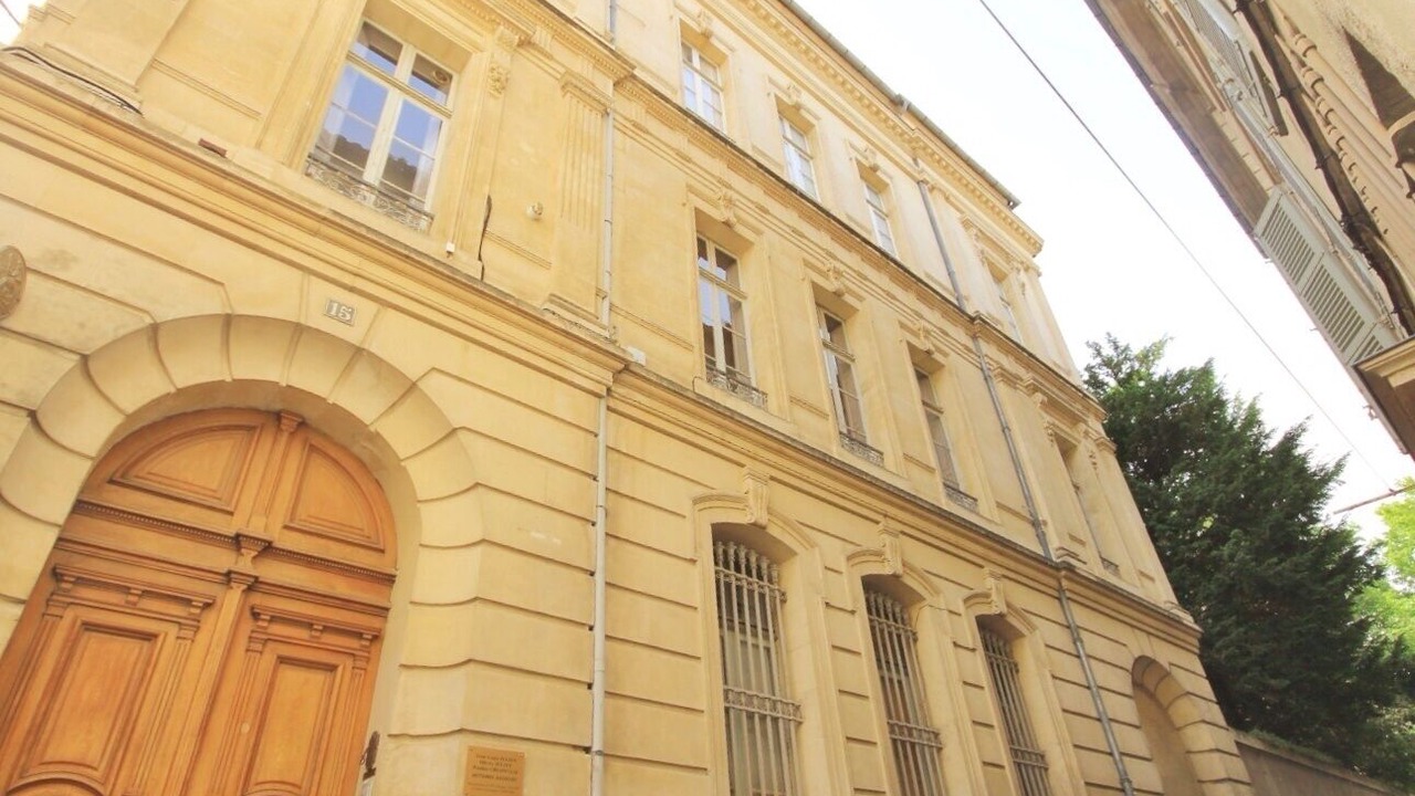 Photo of Outdoor in Avignon City Centre