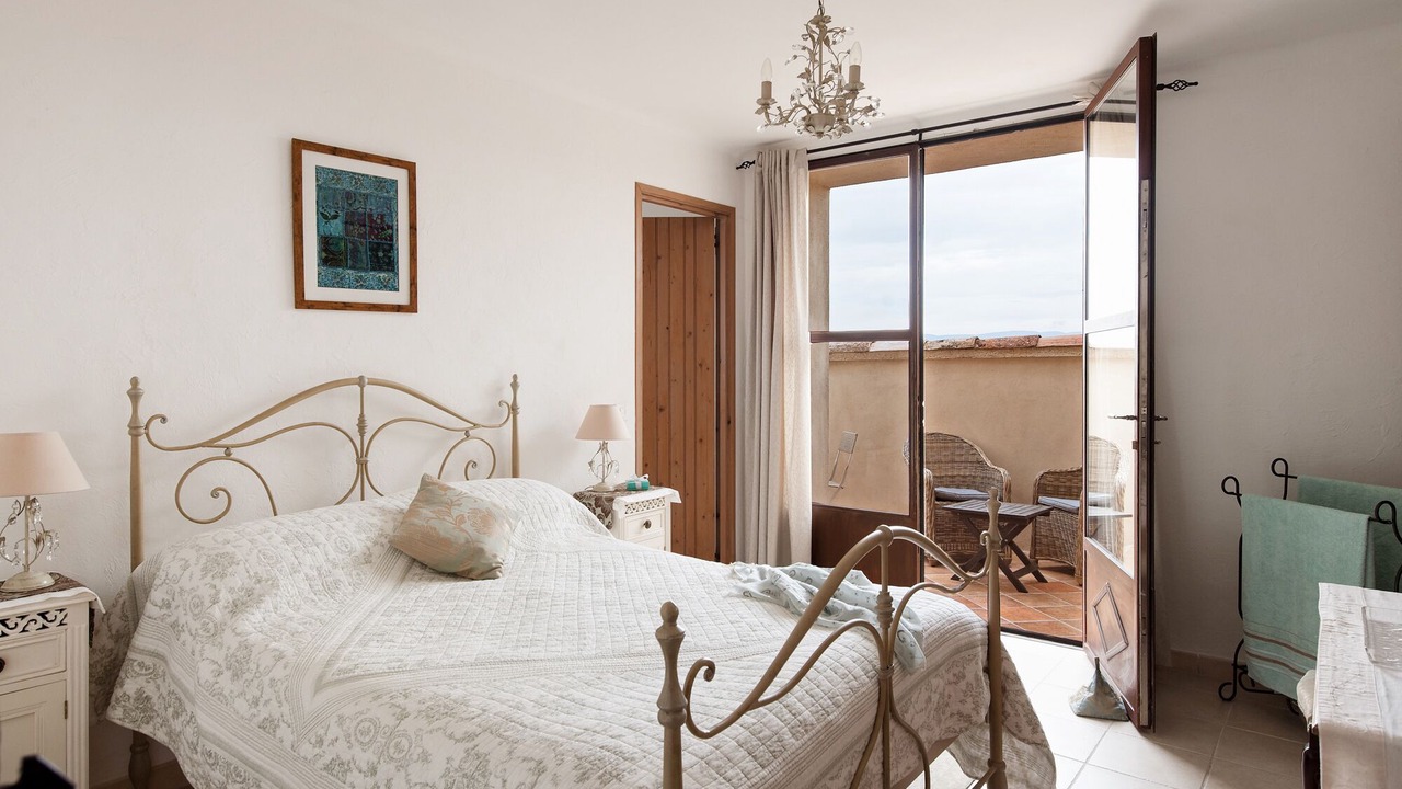 Photo of Bedroom in Bonnieux
