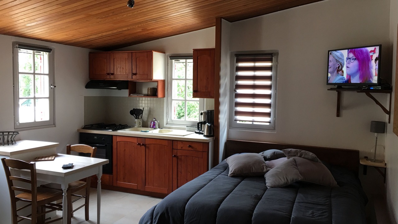 Photo of Bedroom in Lioux