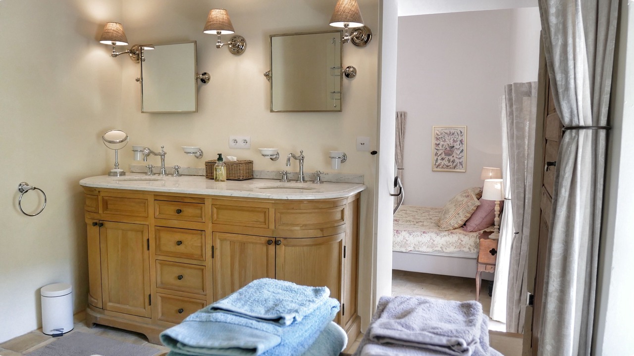 Photo of Bathroom in Menerbes