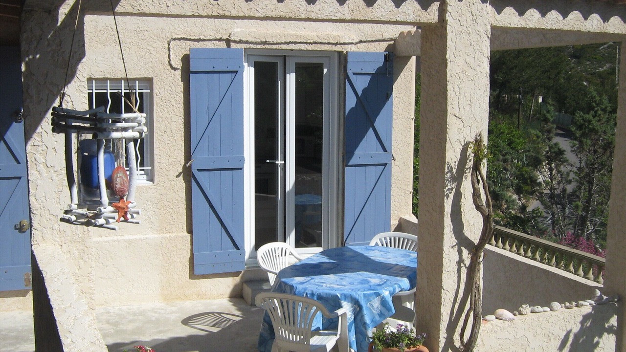 Photo of Outdoor in Niolon