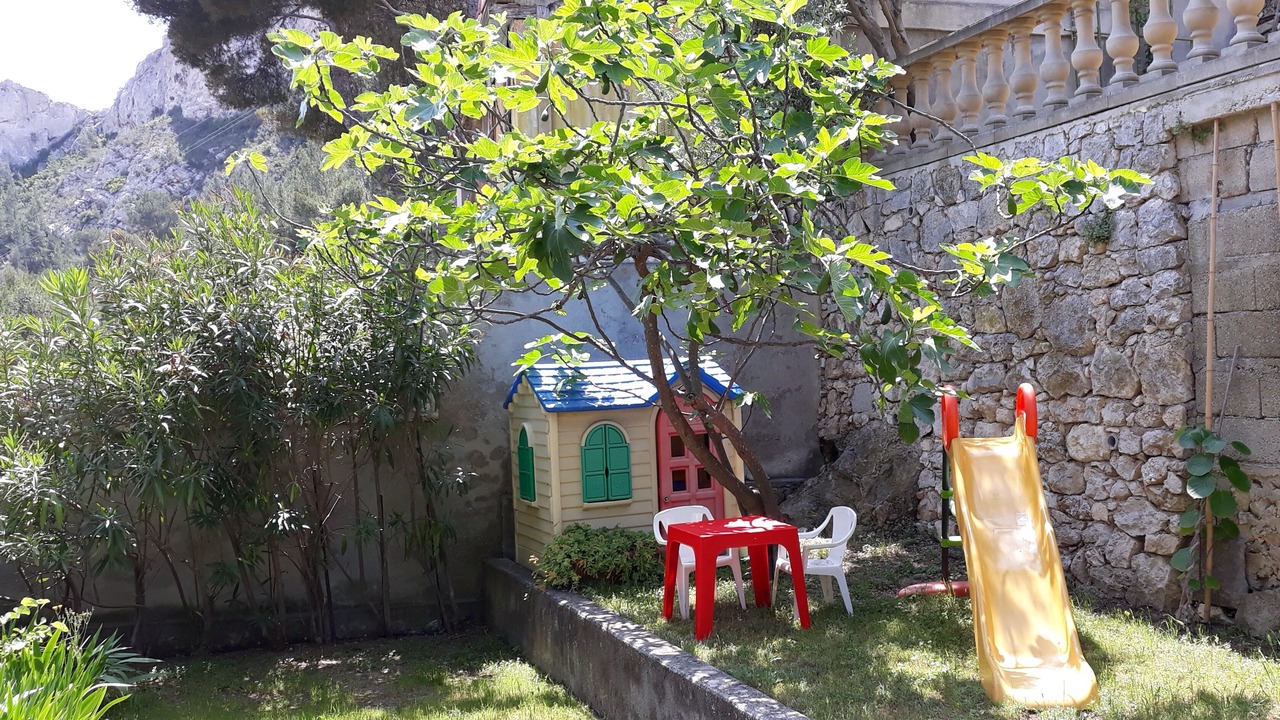 Photo of Outdoor in Niolon