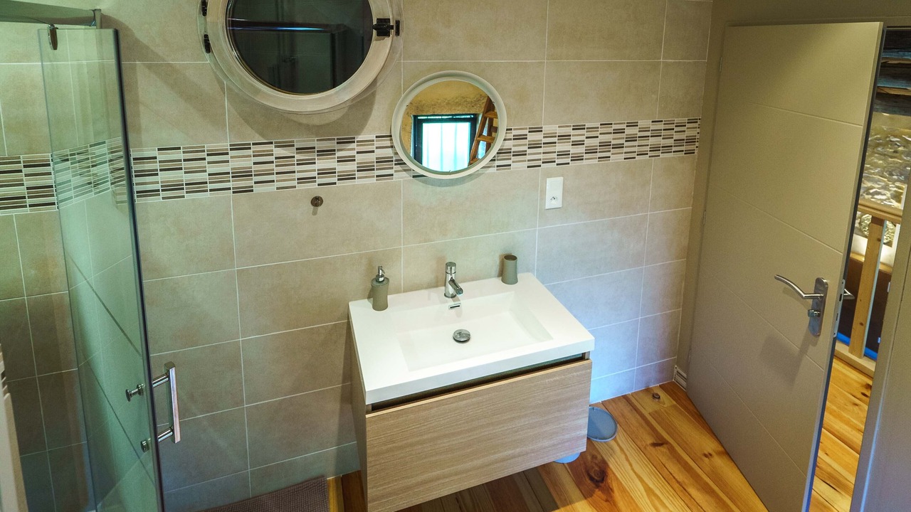Photo of Bathroom in Saint-Bonnet-du-Gard