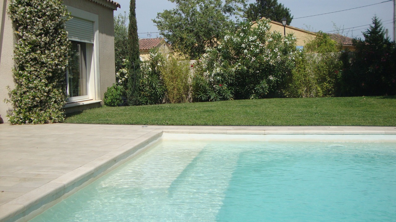 Photo of Outdoor in Noves