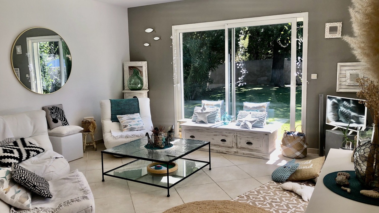 Photo of Livingroom in Noves