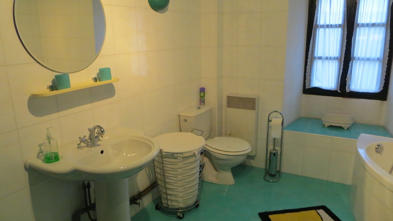 Photo of Bathroom in Venasque