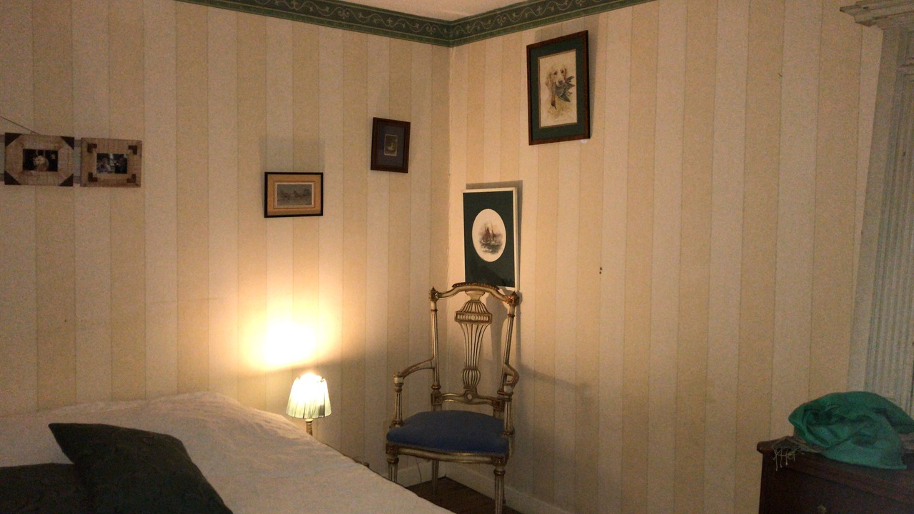 Photo of Bedroom in Orange