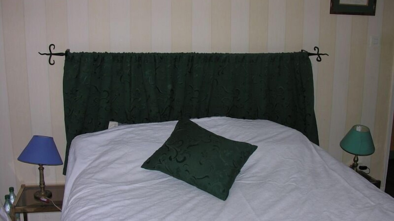 Photo of Bedroom in Orange