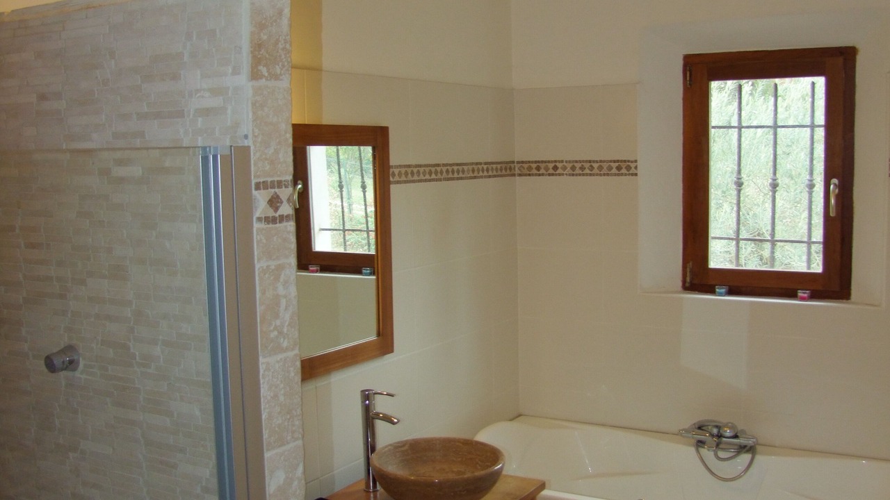 Photo of Bathroom in Cabries