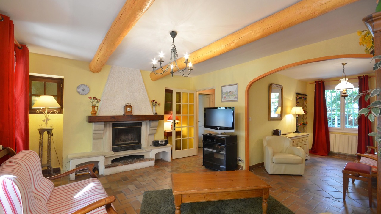 Photo of Livingroom in Sablet