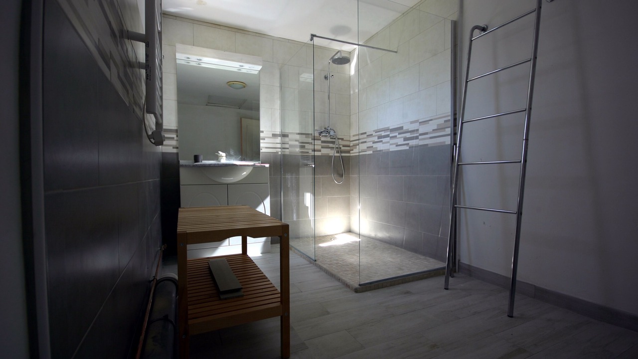 Photo of Bathroom in Bonnieux
