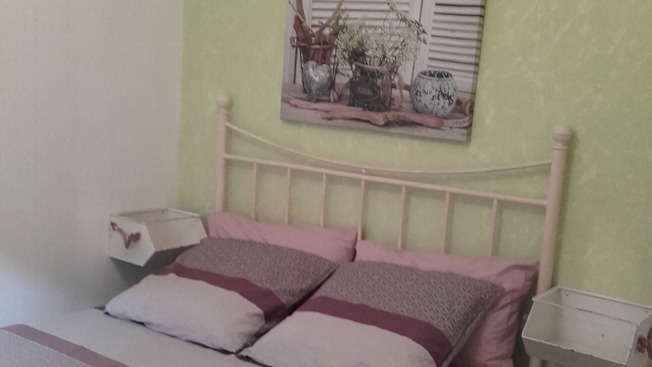 Photo of Bedroom in Pernes-les-Fontaines