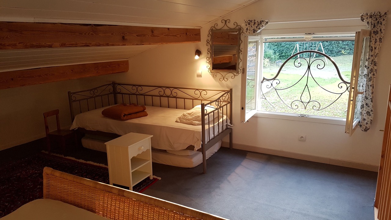 Photo of Bedroom in Pernes-les-Fontaines
