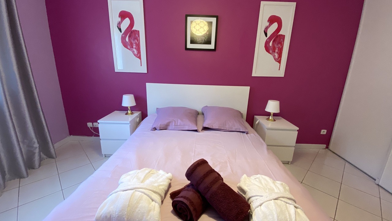 Photo of Bedroom in Saint-Cyr-sur-Mer