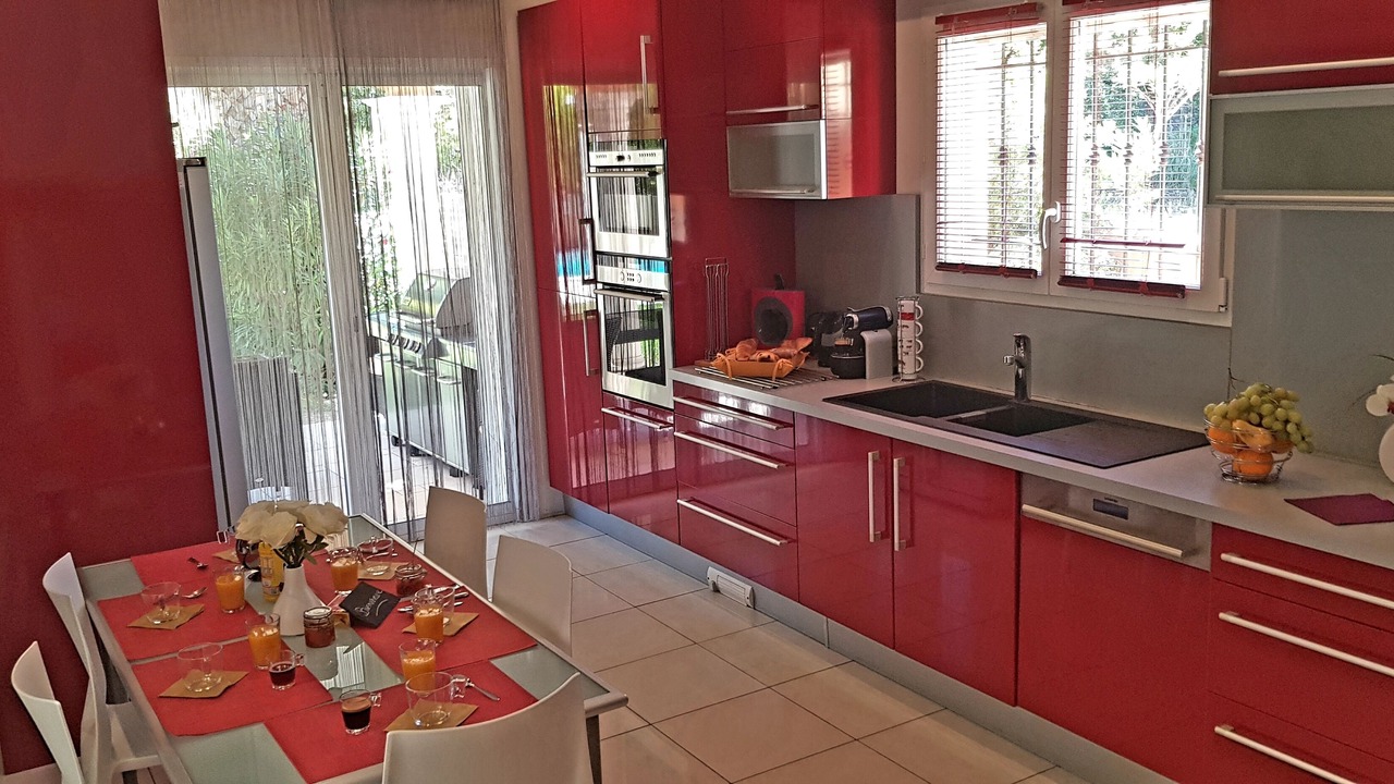 Photo of Kitchen in Saint-Cyr-sur-Mer