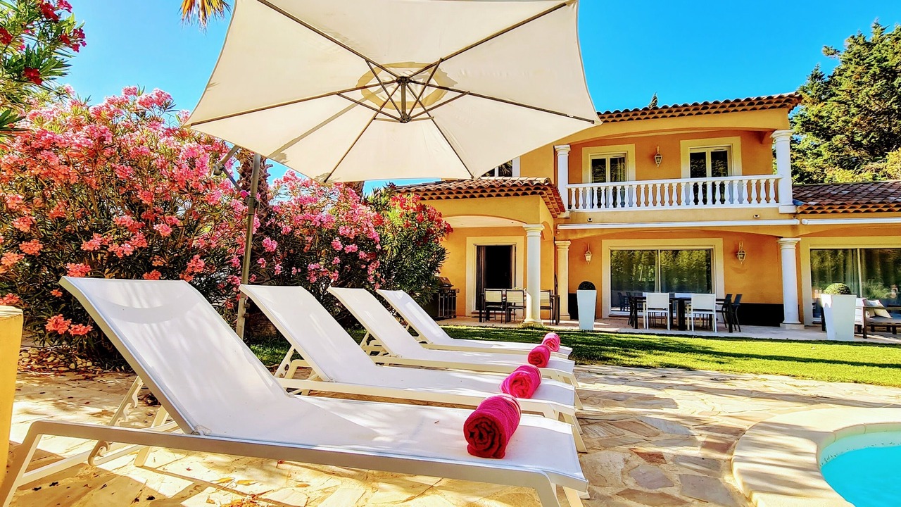 Photo of Patio Balcony in Saint-Cyr-sur-Mer