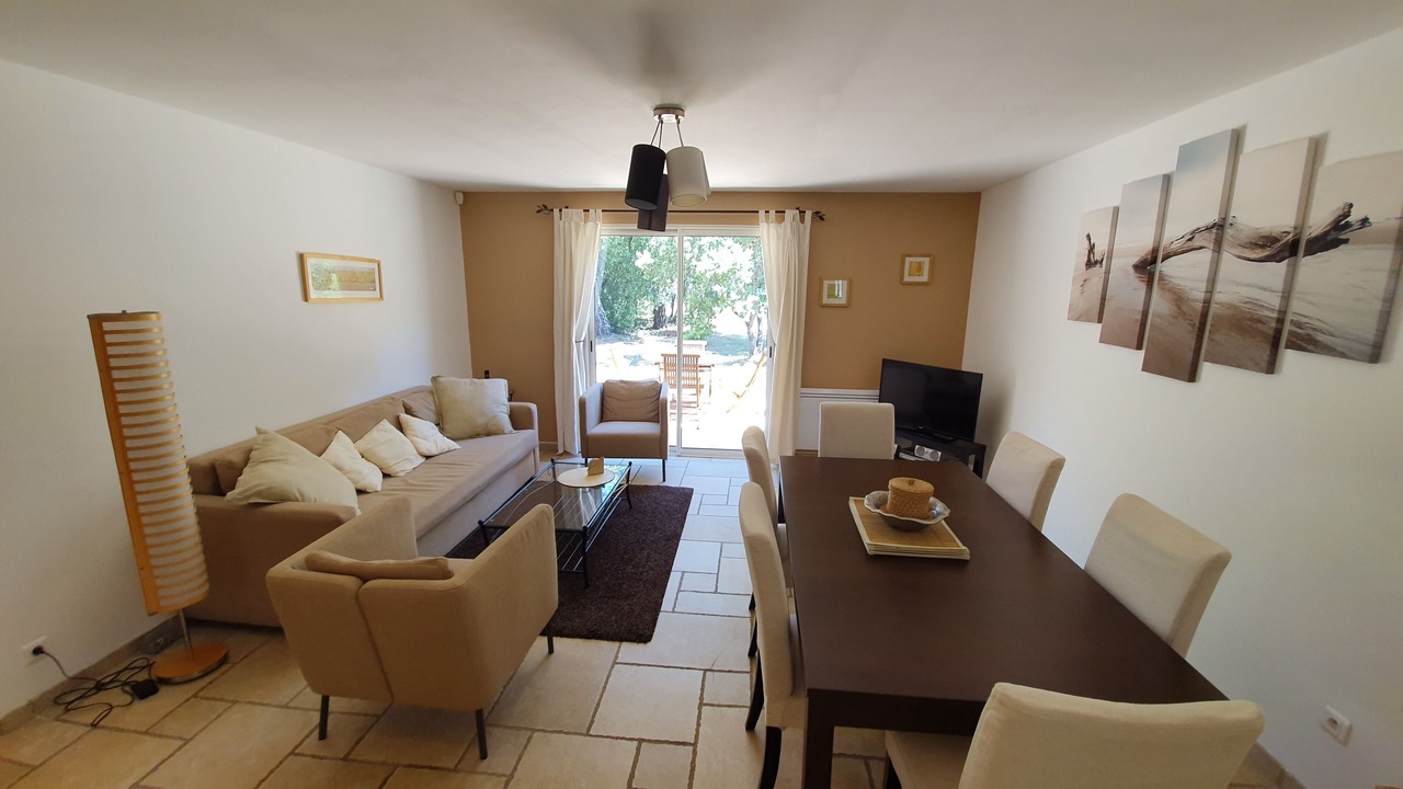 Photo of Livingroom in Moissac-Bellevue