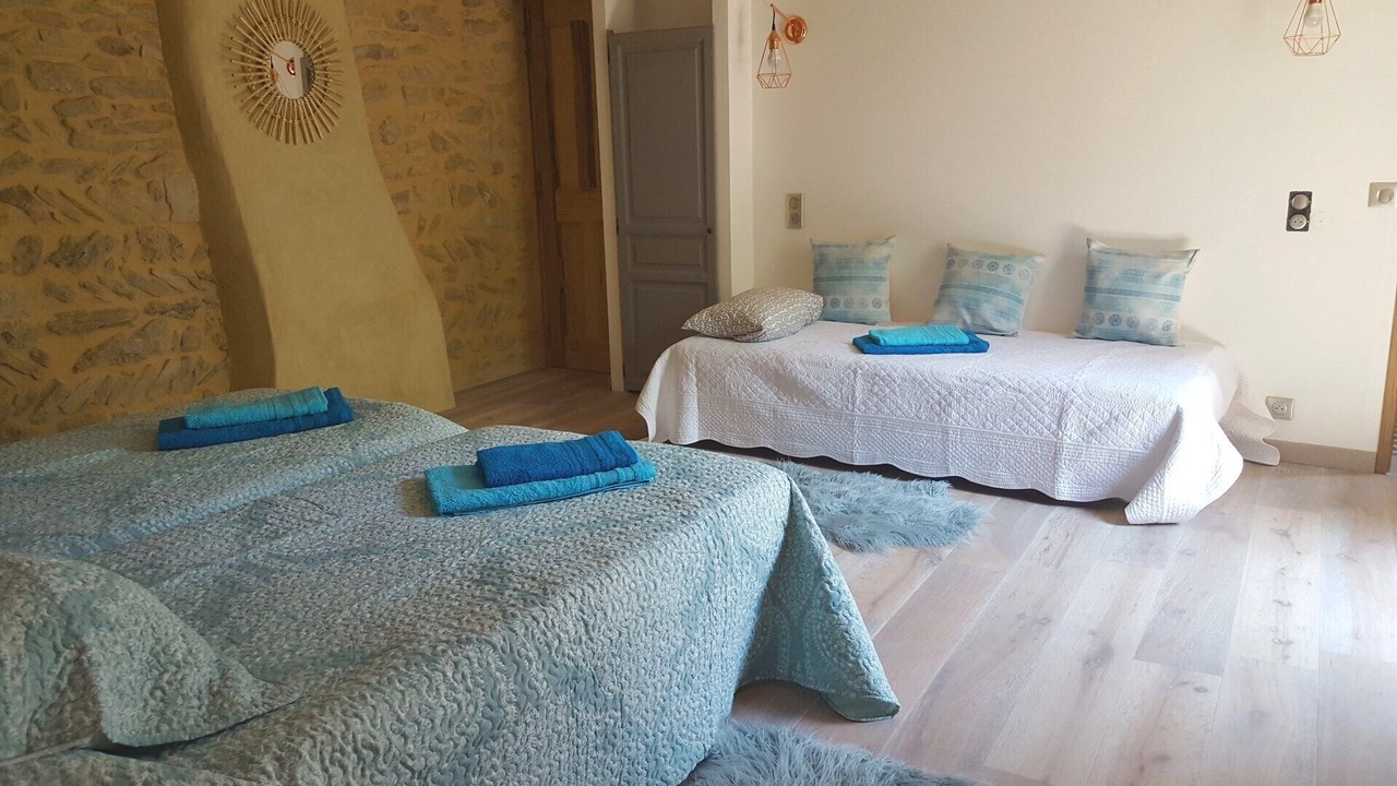Photo of Bedroom in Saint-Laurent-des-Arbres