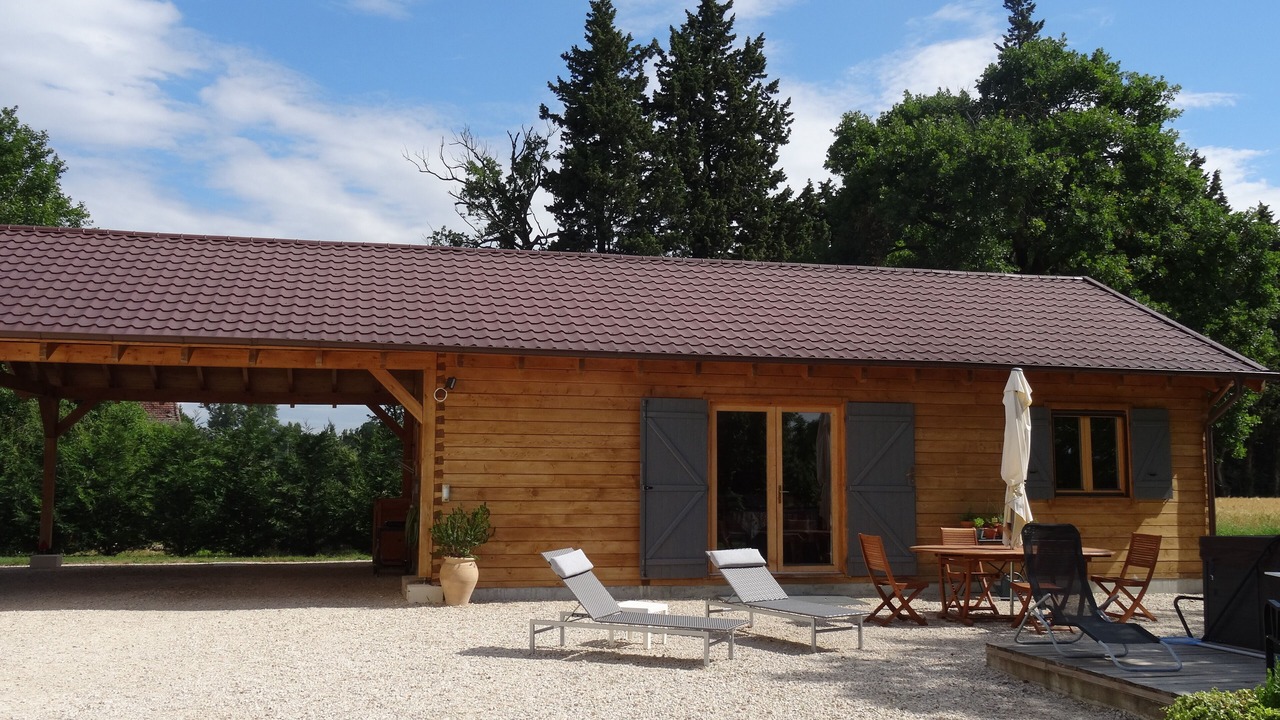 Photo of Outdoor in Orange