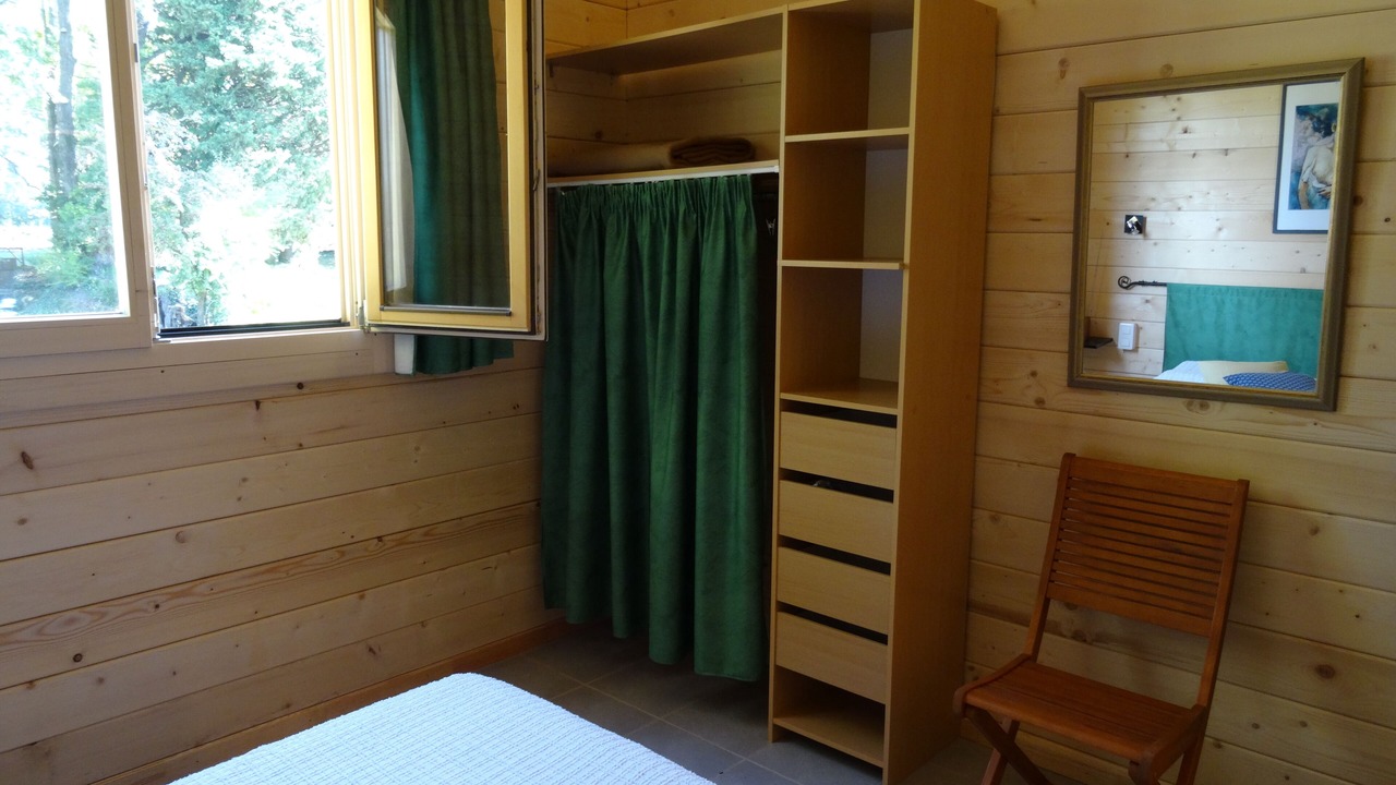 Photo of Bedroom in Orange