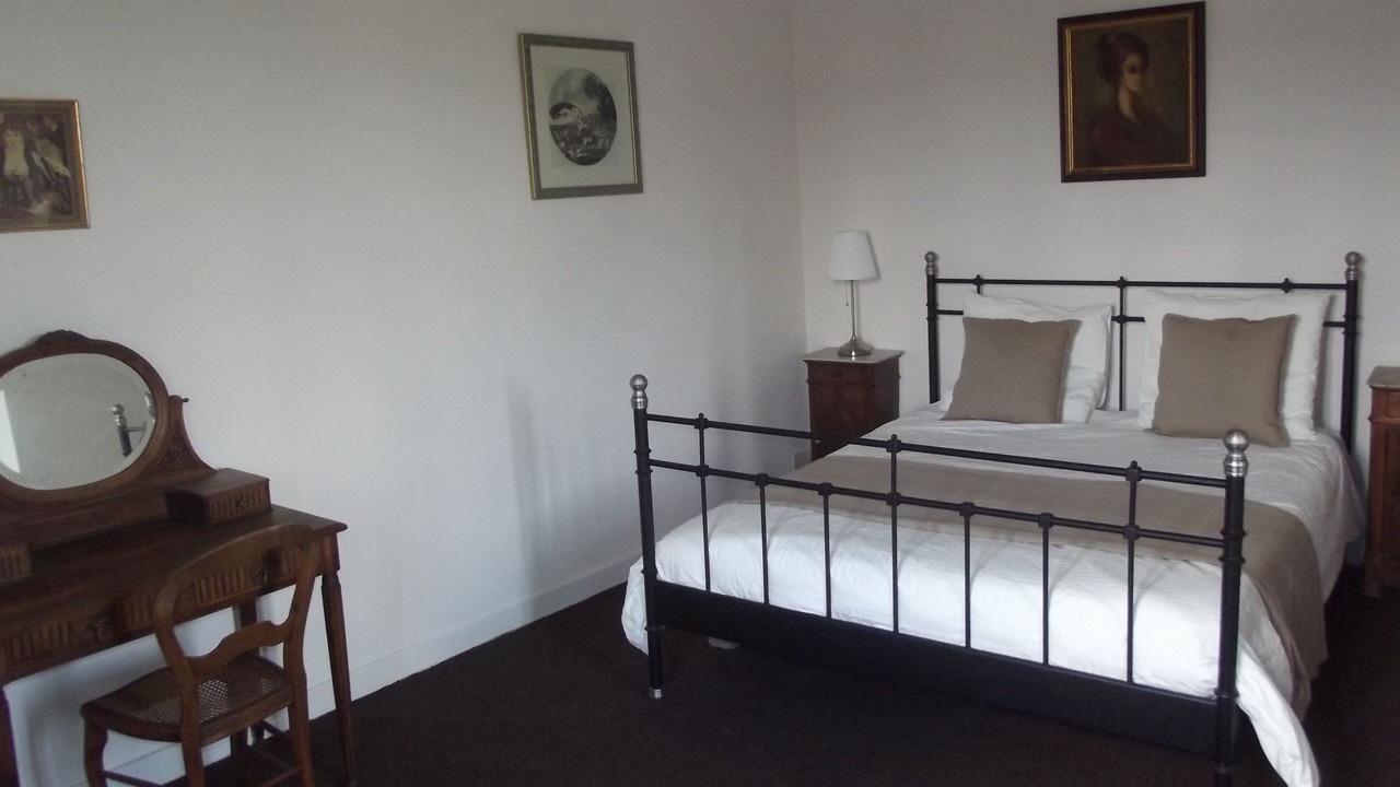 Photo of Bedroom in Mormoiron