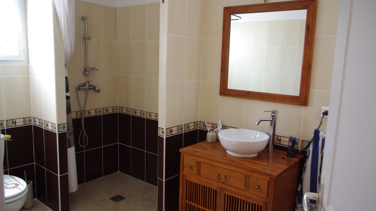 Photo of Bathroom in Pernes-les-Fontaines