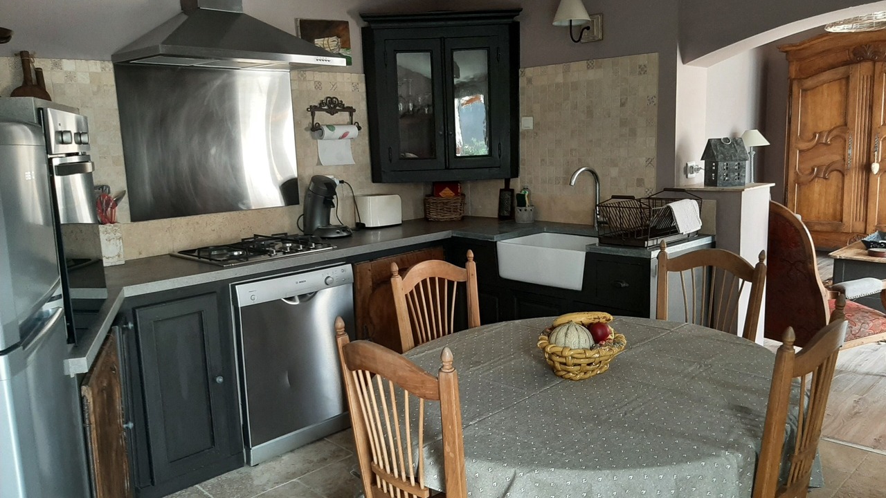 Photo of Kitchen in Caromb