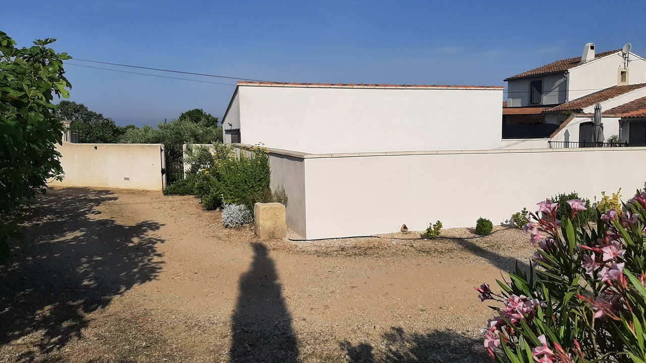 Photo of Outdoor in Caromb
