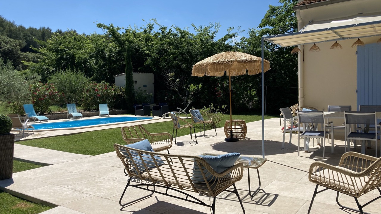 Photo of Outdoor in Comps