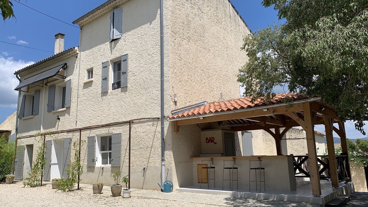 Photo of Outdoor in La Roque-d'Antheron