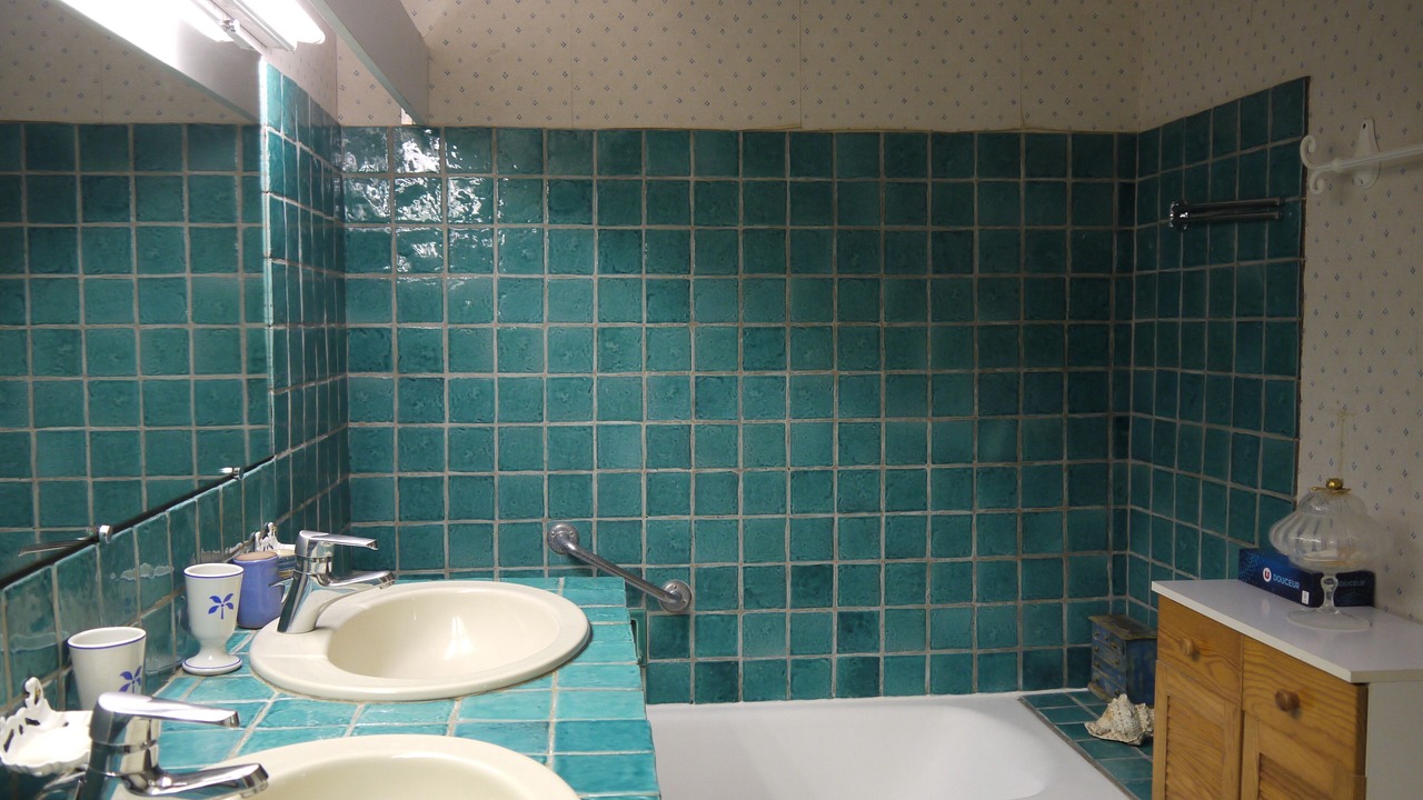 Photo of Bathroom in Lourmarin