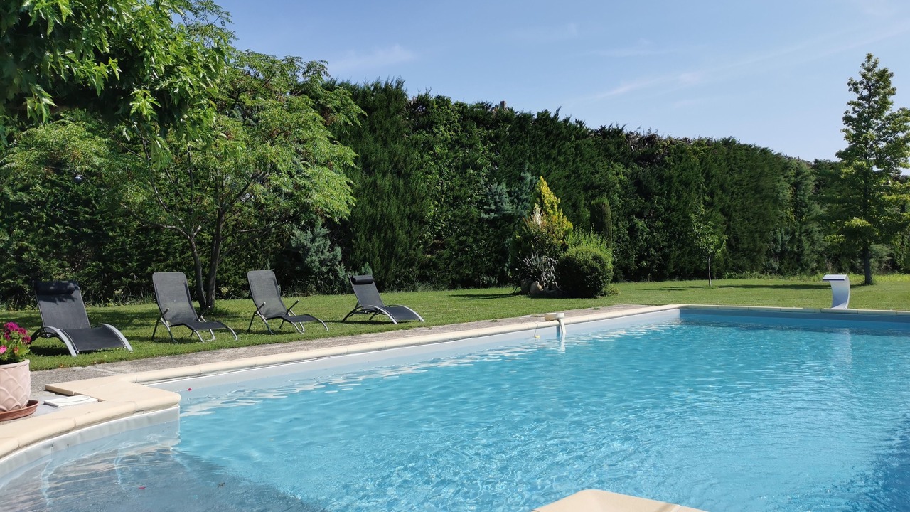 Photo of Outdoor in Bedarrides