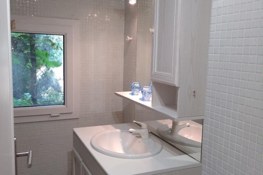 Photo of Bathroom in Salon-de-Provence